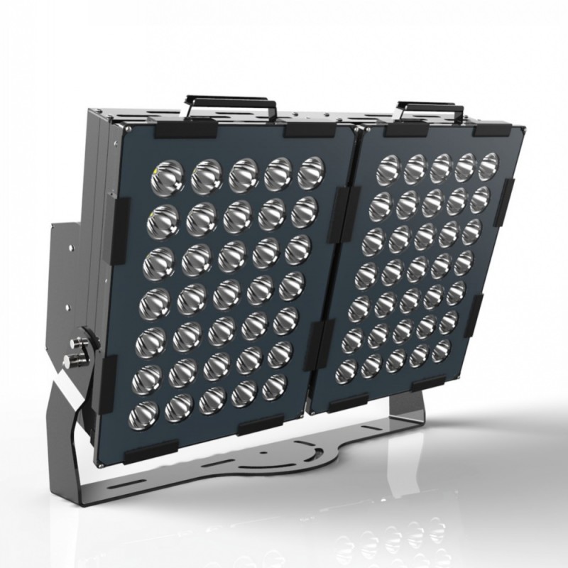 ไฟสปอร์ตไลท์ LED สำหรับสนามกีฬ - Outdoor Sport Uk บทวิจารณ์และราคา
